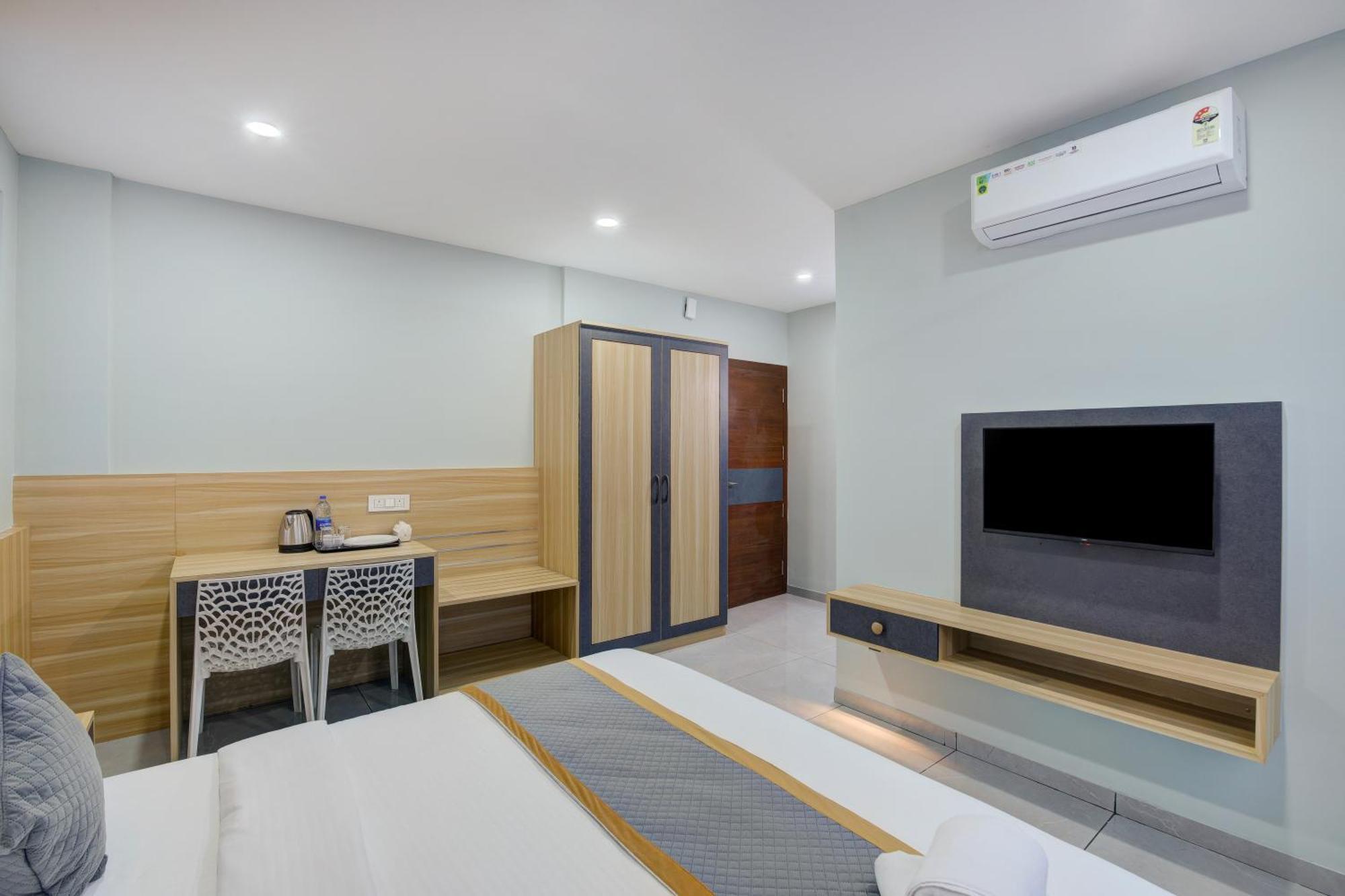 Hotel Park Lane Yelahanka Bangalore Buitenkant foto