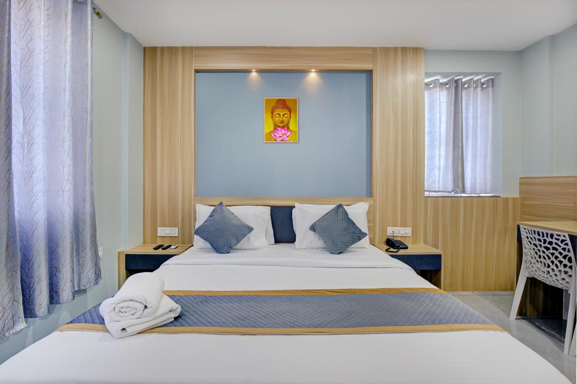 Hotel Park Lane Yelahanka Bangalore Buitenkant foto