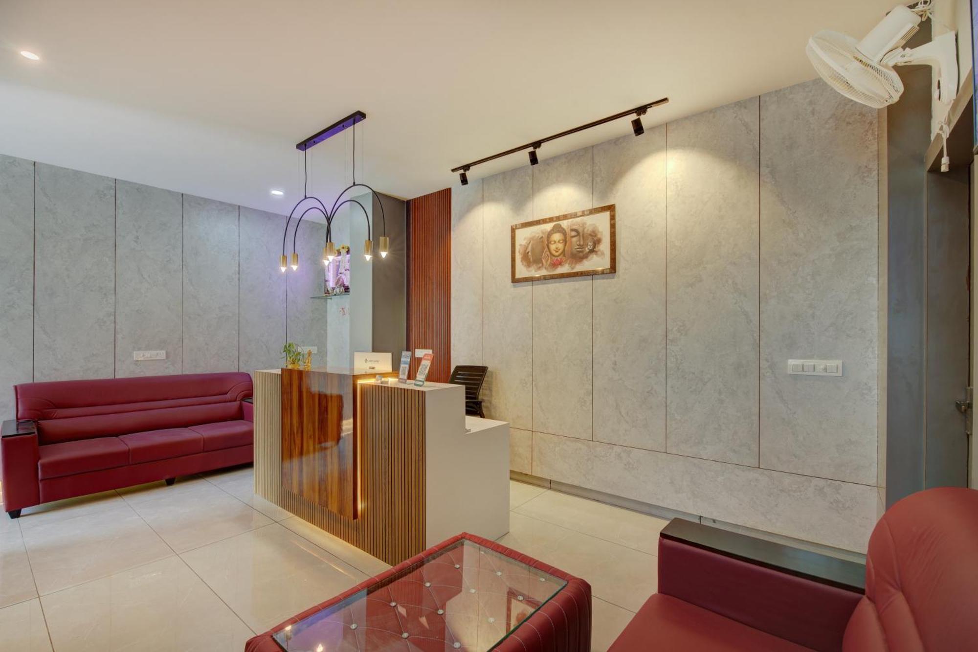 Hotel Park Lane Yelahanka Bangalore Buitenkant foto